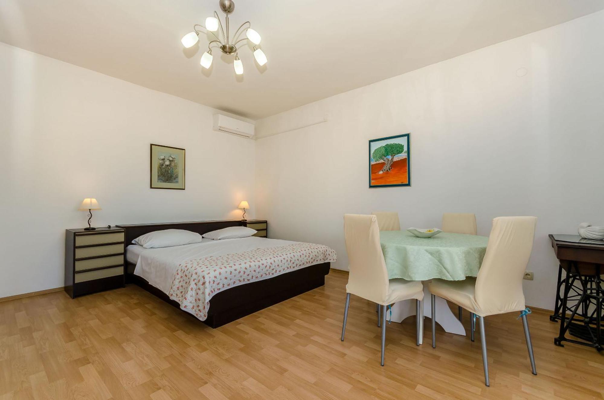Apartments Jakov Jelsa  Exterior foto